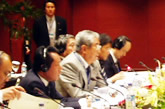 Governor Ishihara speaking at the meeting (right)
