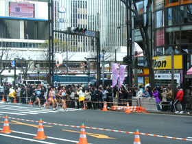 Running through Ginza at full speed.